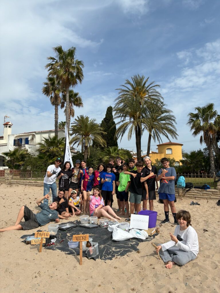 Xerrada i primera neteja de la temporada amb Good Karma | Institut Antoni Ballester
